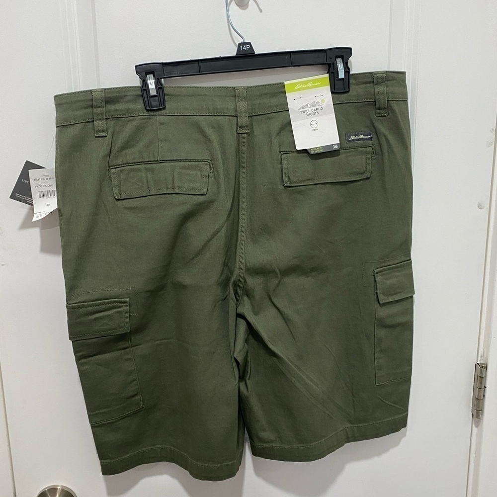 Eddie Bauer Shorts size 36 - Picture 2 of 2